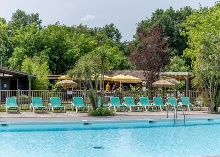 Camping Mobil-home 6 Pers, Terrasse Spacieuse - Api-1-52-1639 Saint-Paul-en-Born